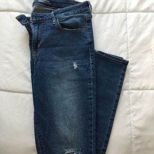 Old navy rockstar mid-rise jeans size 8